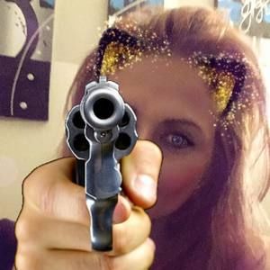 Meet your Posher, Devin